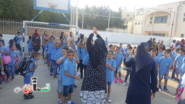  كفرقاسم- فيديو: البداية الصحيحة هي عنوان النجاح .. مدرسه جنة ابن رشد تستقبل طلابها بمراحل مدروسة وتودع حجاجها